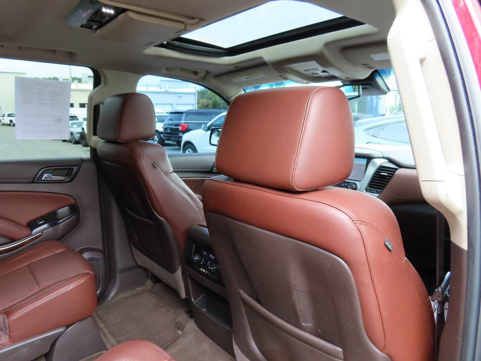 Used 2015 Chevrolet Tahoe LTZ AWD/4WD image 35