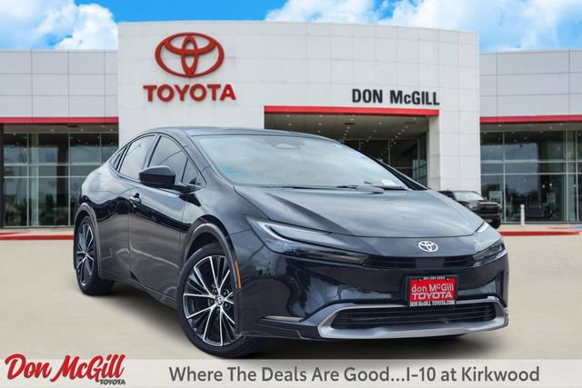 Used 2024 Toyota Prius XLE FWD image 1