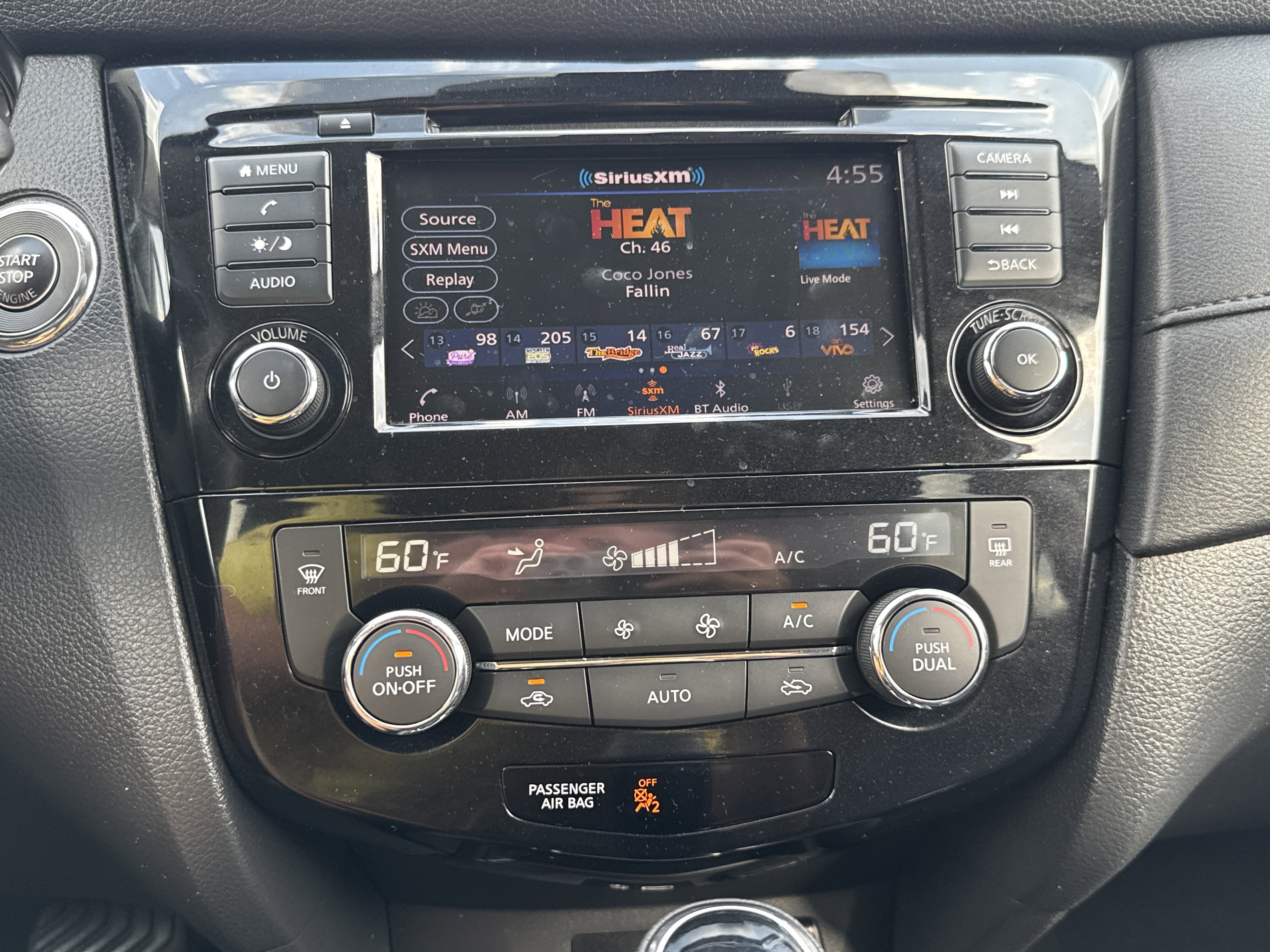 Used 2020 Nissan Rogue SV AWD/4WD image 19