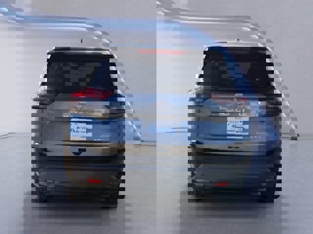 Used 2023 Nissan Rogue SV image 4