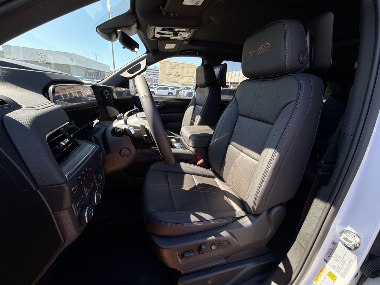 New 2026 Chevrolet Tahoe High Country AWD/4WD image 13