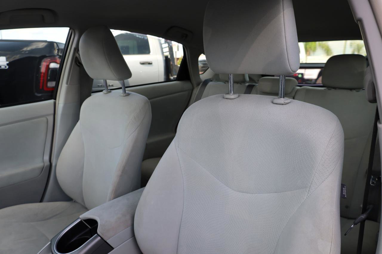 Used 2012 Toyota Prius Three FWD image 5