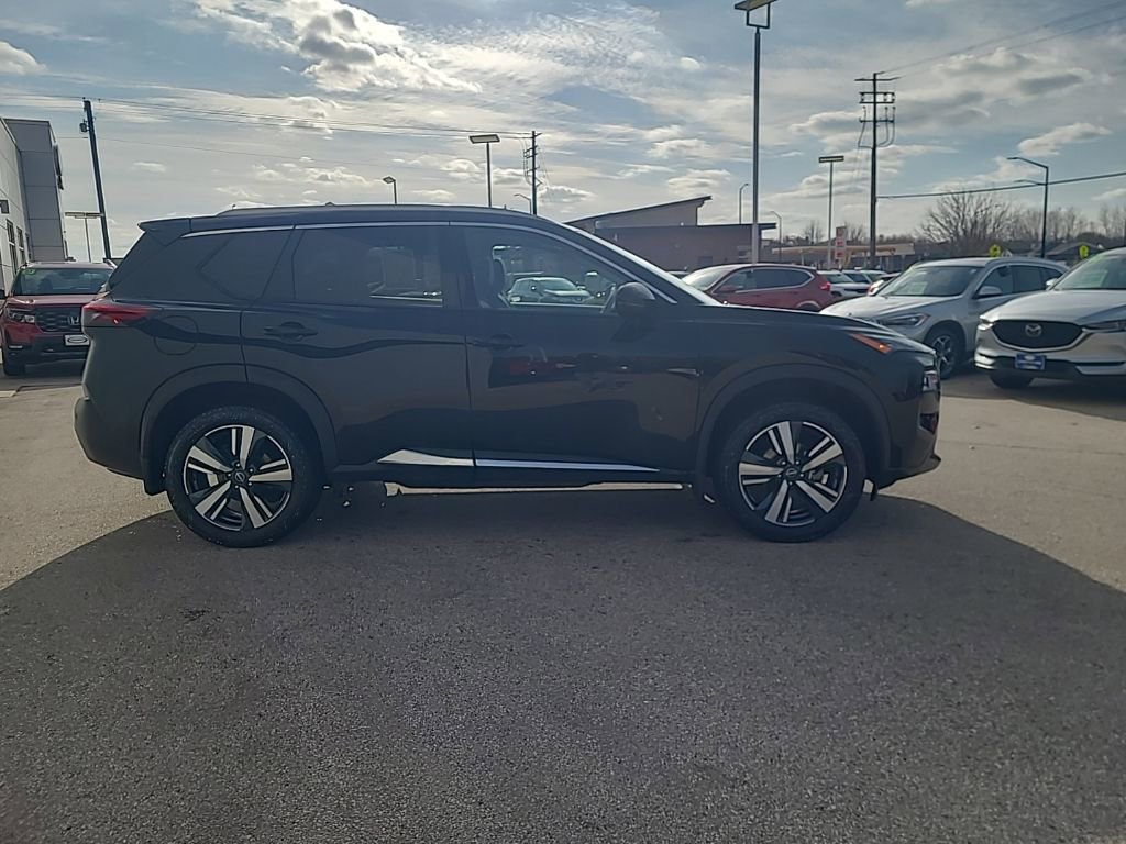 Used 2023 Nissan Rogue SL image 7