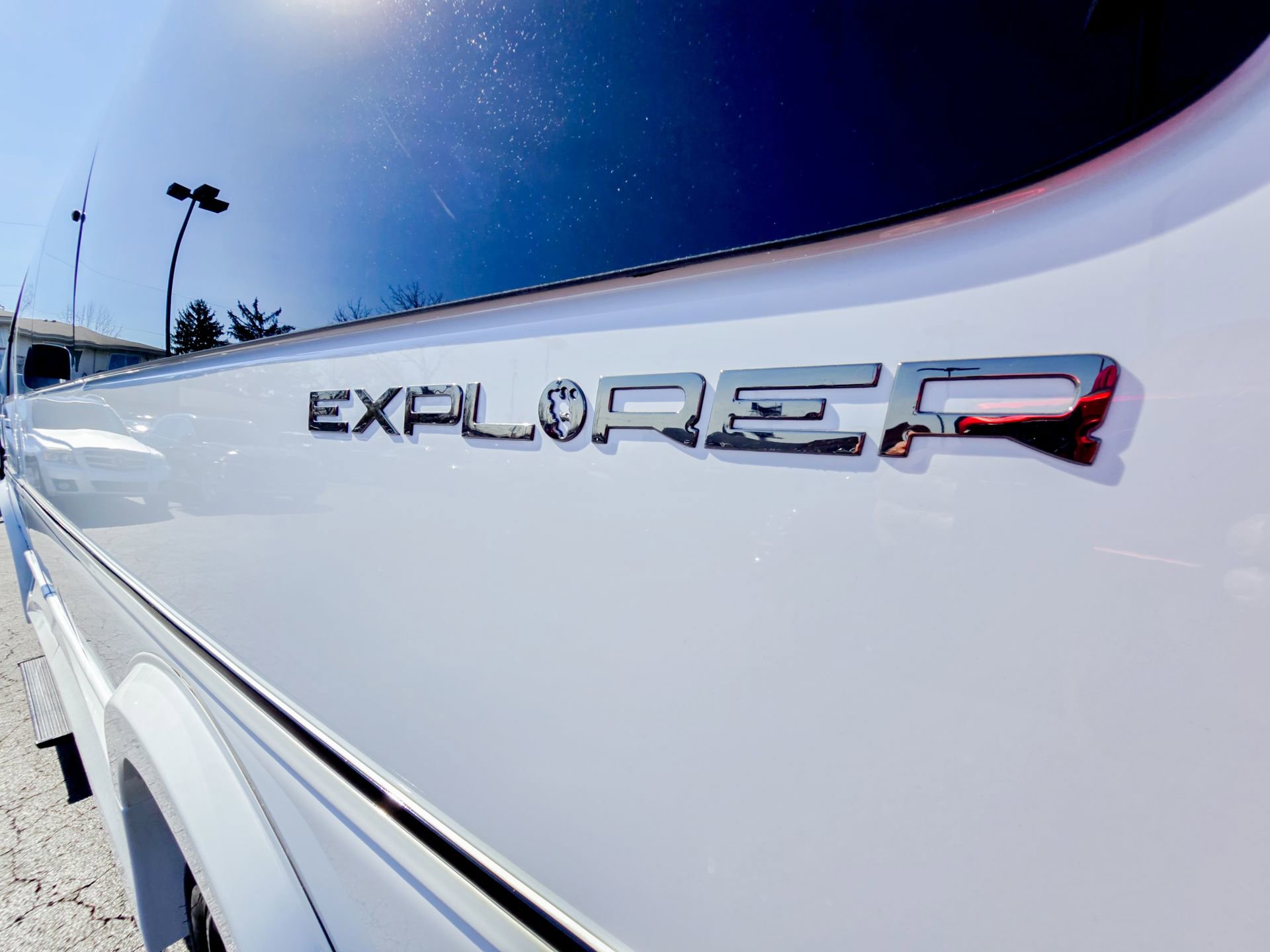 Used 2025 GMC Savana 2500 w/ Driver Convenience Package image 21