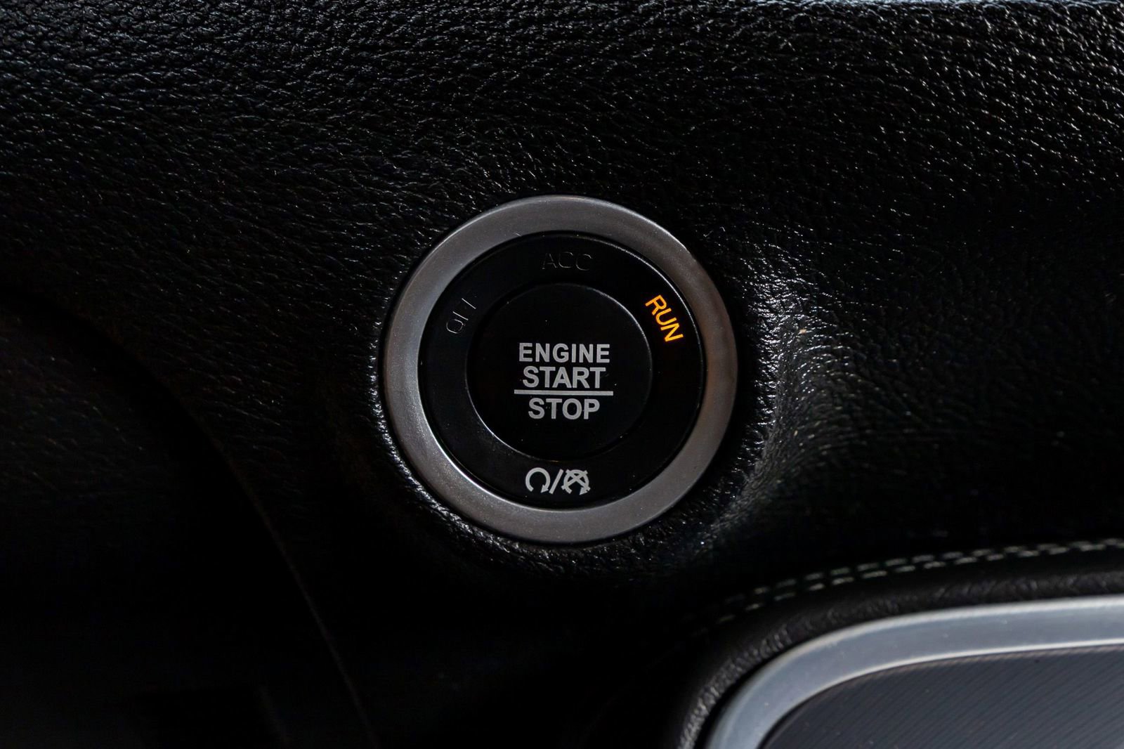 Used 2020 Dodge Challenger GT w/ Blacktop Package RWD image 18