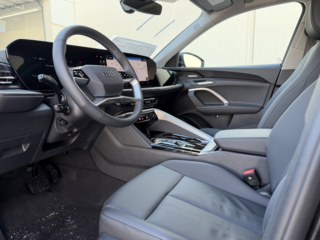New 2025 Audi Q5 2.0T Premium Plus image 3