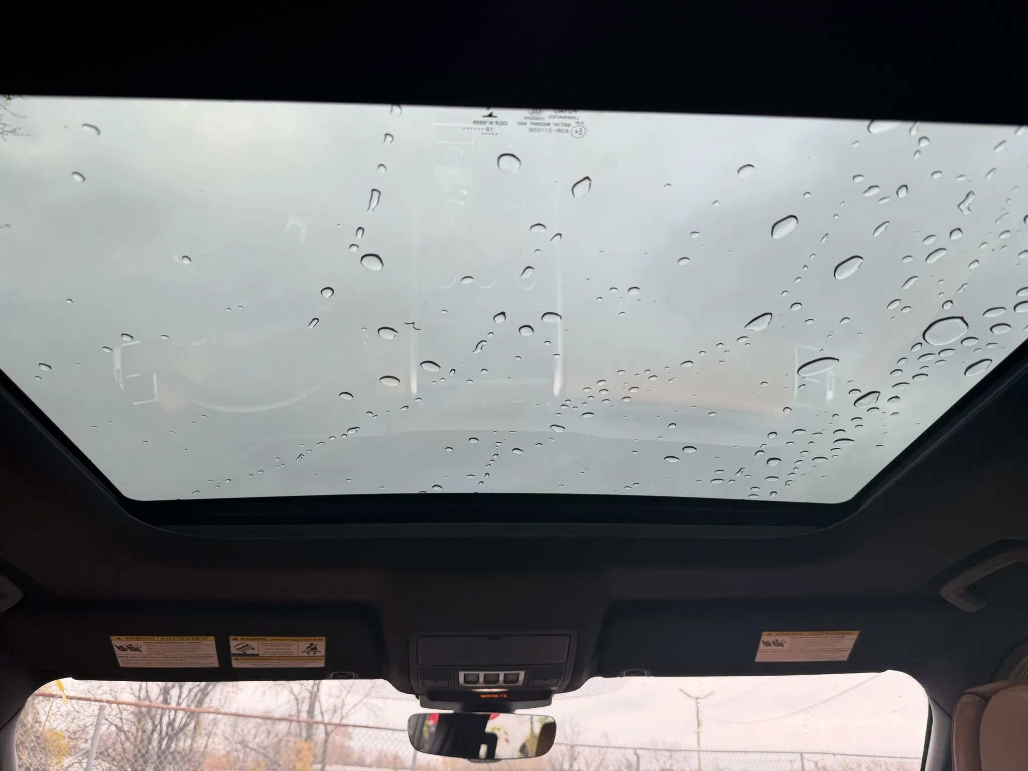 Used 2019 Land Rover Discovery HSE Luxury image 29