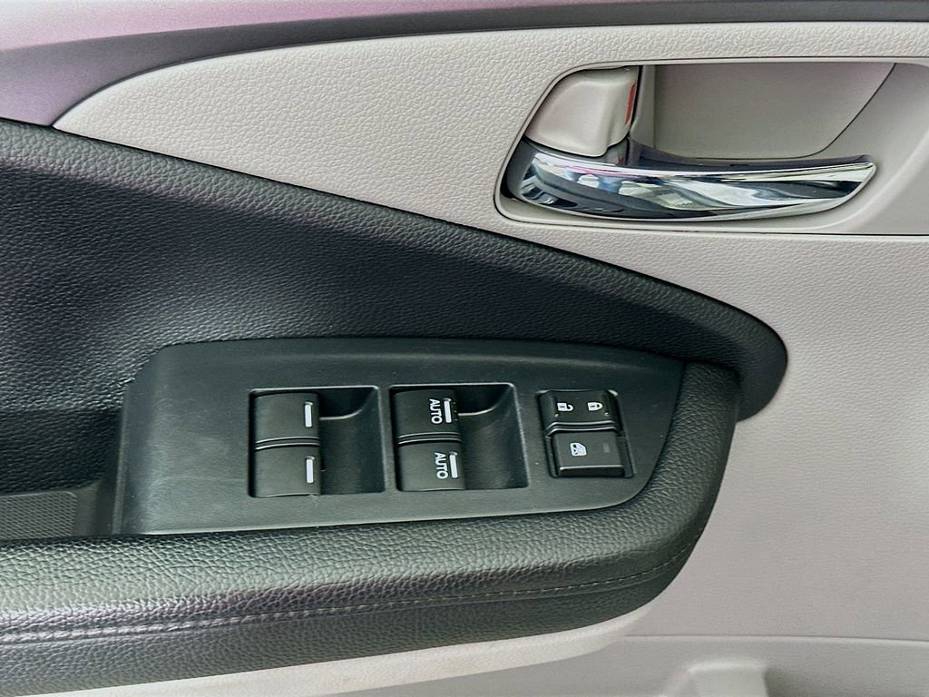 Certified 2021 Honda Pilot EX image 18