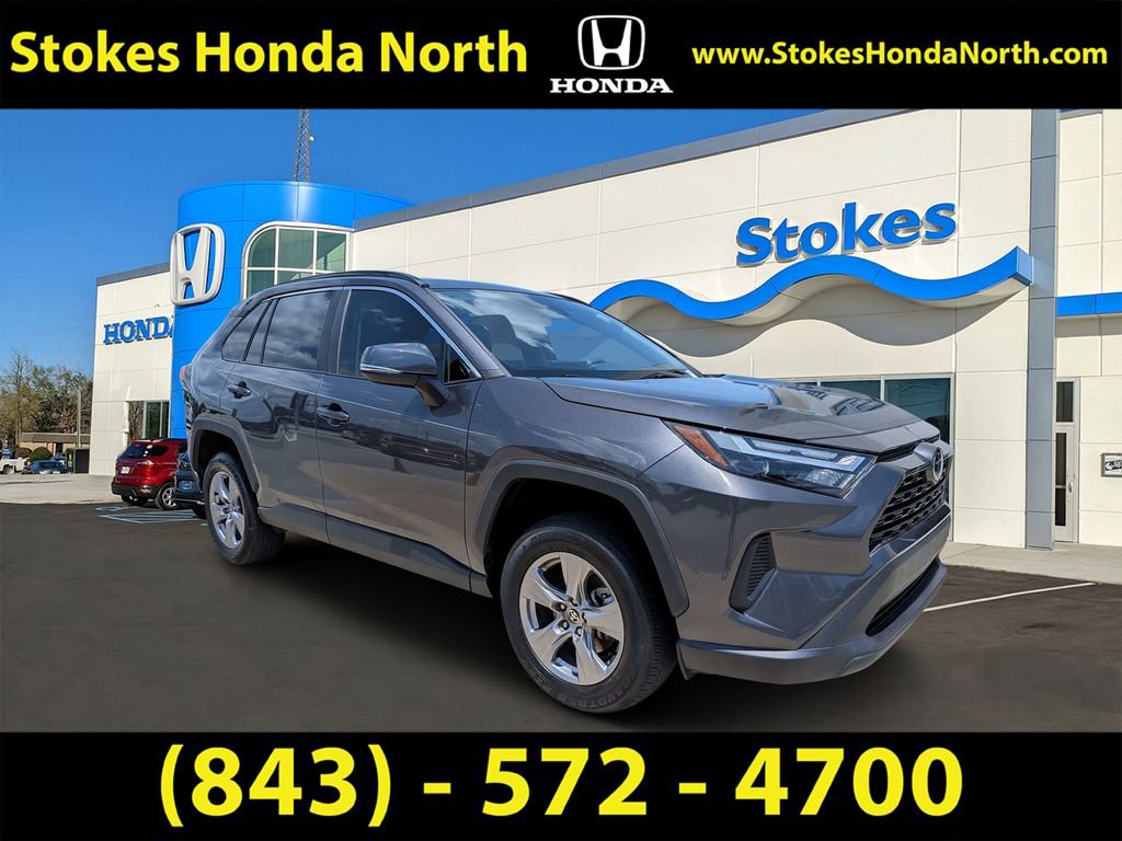 Used 2023 Toyota RAV4 XLE w/ Convenience Package FWD image 1