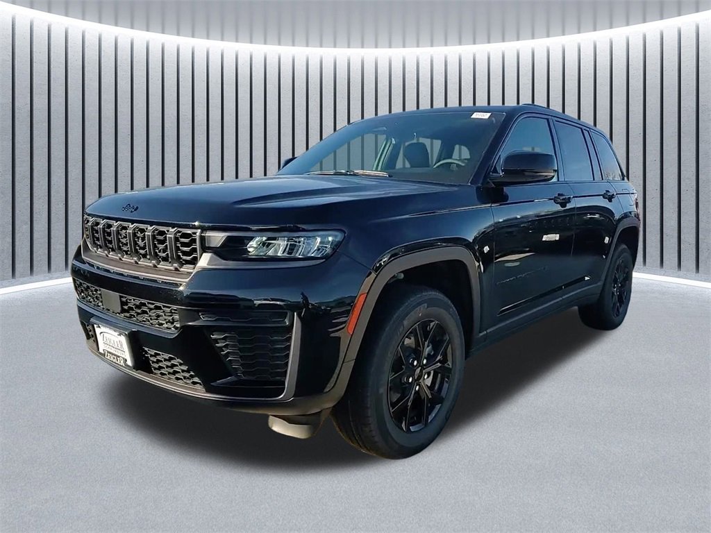 New 2026 Jeep Grand Cherokee Altitude image 6