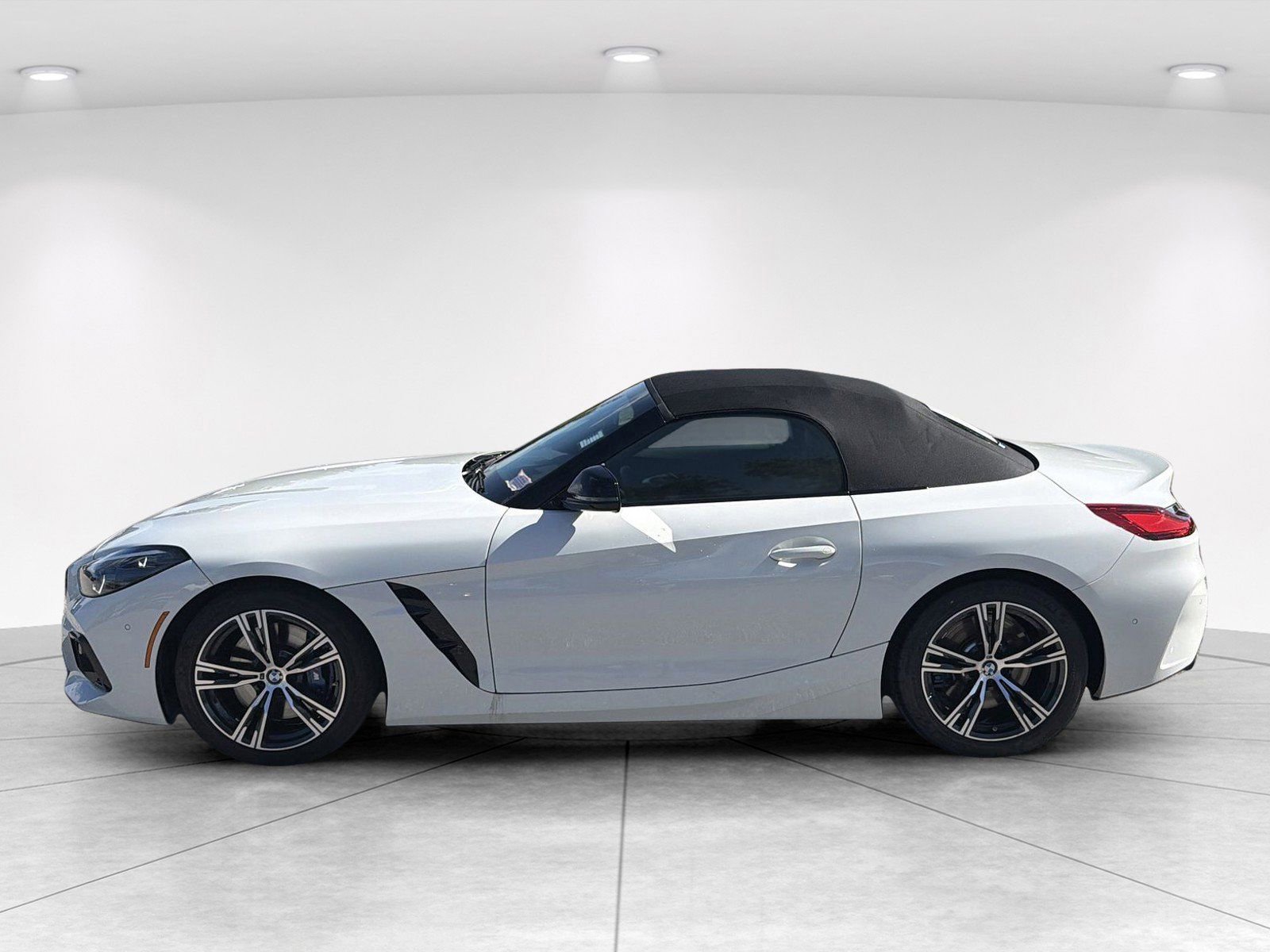 Certified 2026 BMW Z4 M40i RWD image 7