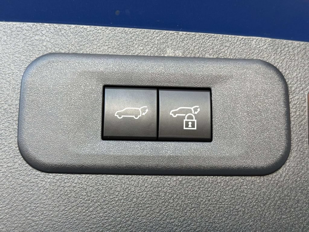 Certified 2025 Lexus NX 350 AWD w/ Accessory Package (2T) image 18