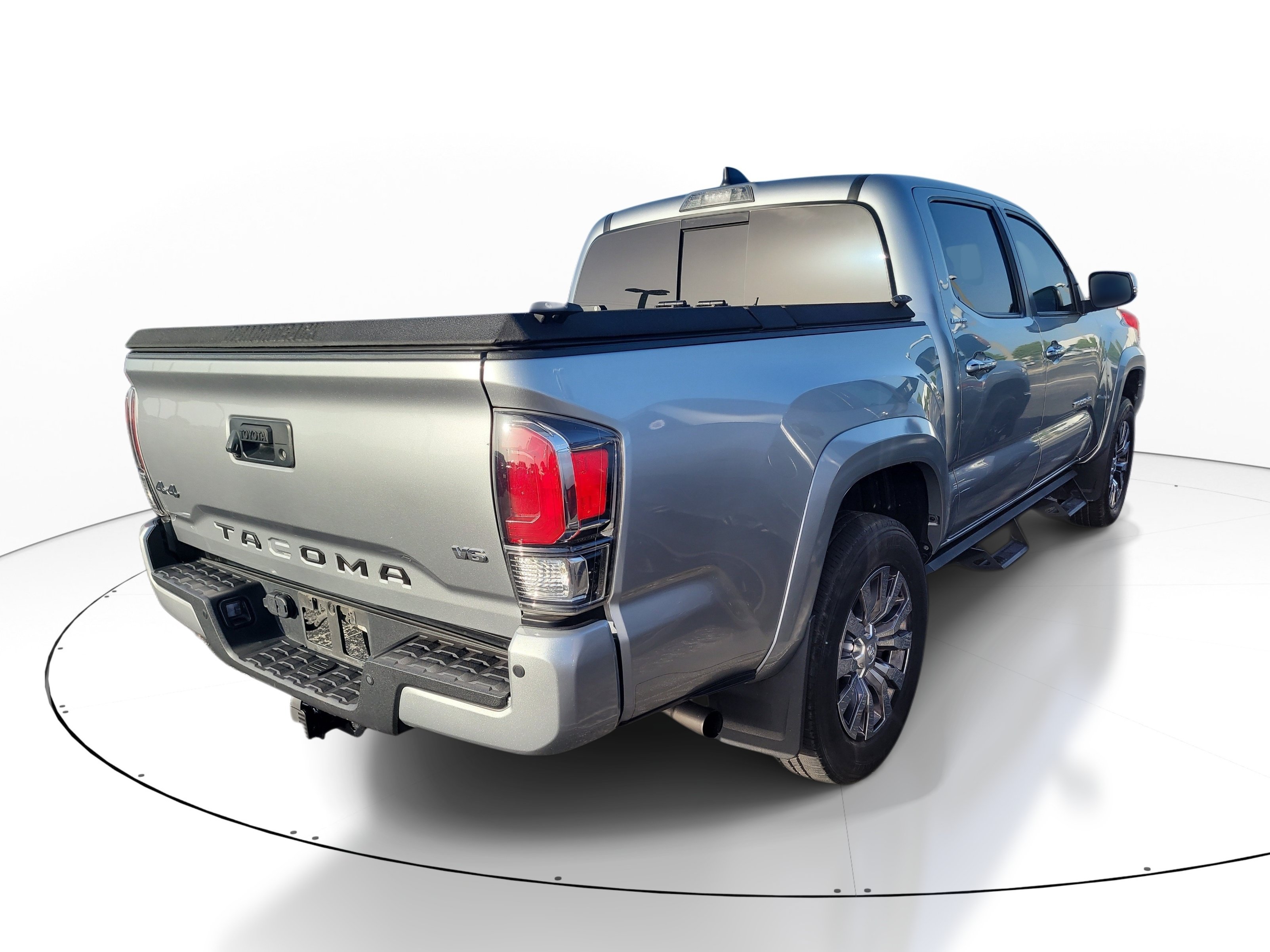 Certified 2023 Toyota Tacoma Limited AWD/4WD image 7