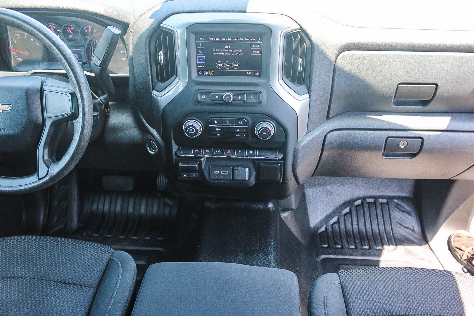 Used 2022 Chevrolet Silverado 1500 W/T RWD image 13