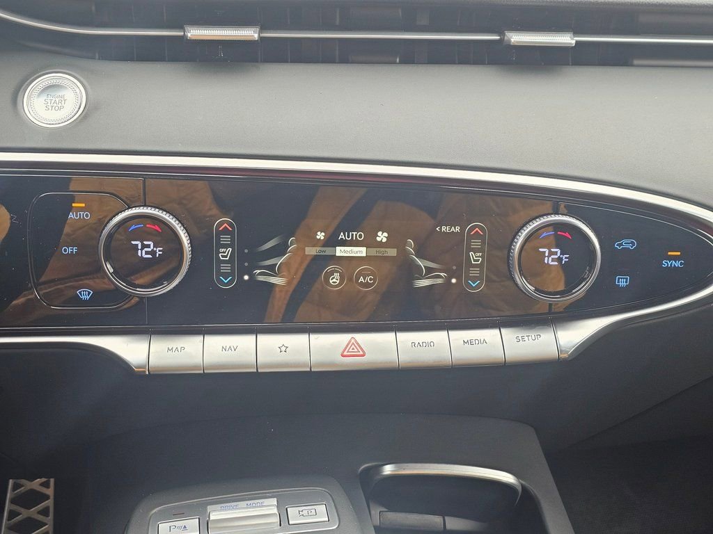 Certified 2025 Genesis GV70 3.5T Sport image 16