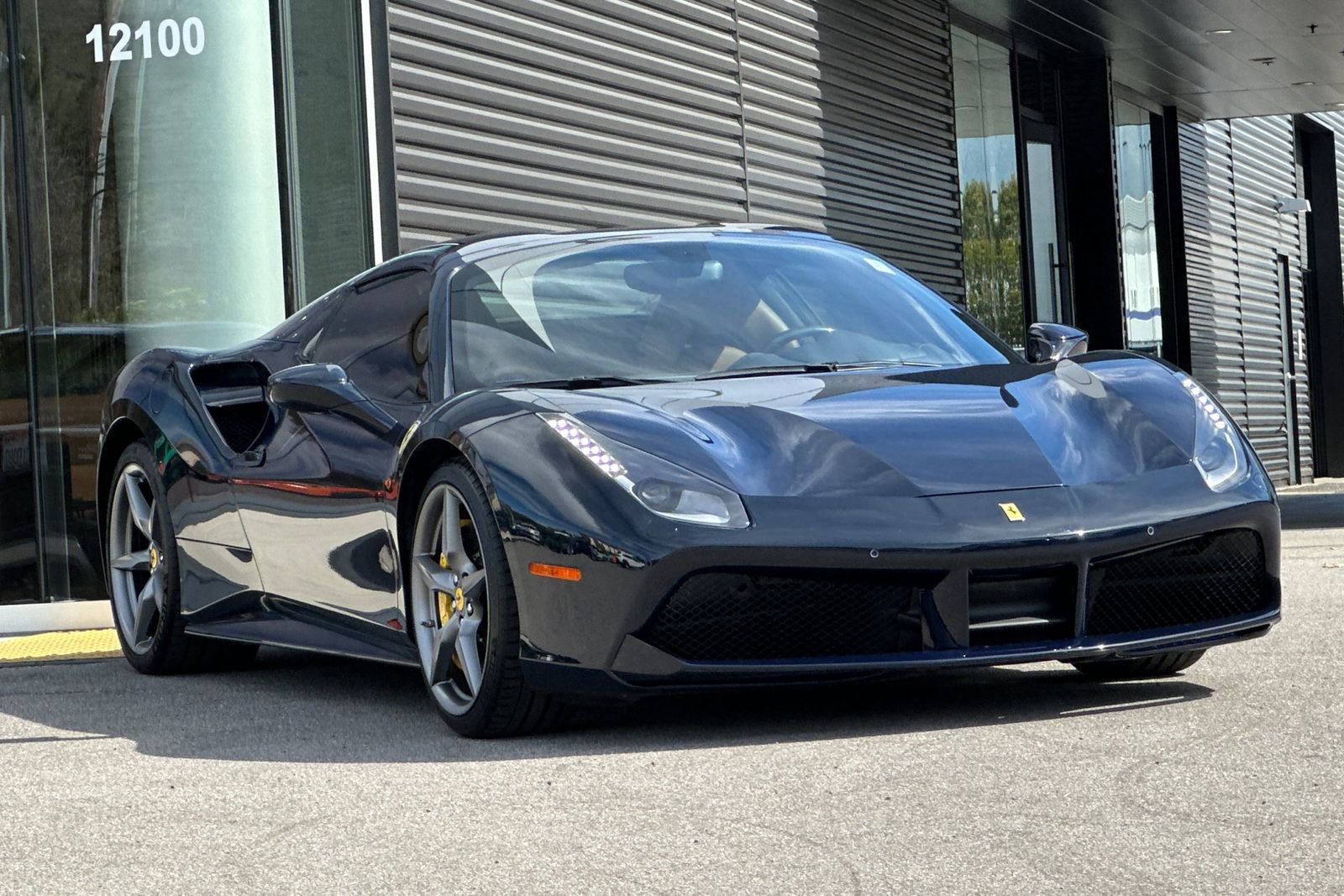 Used 2018 Ferrari 488 Spider image 10