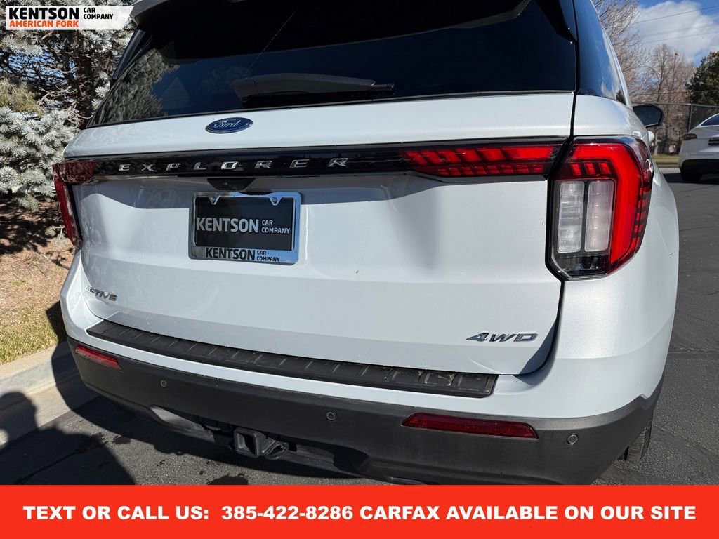 Used 2025 Ford Explorer Active image 38