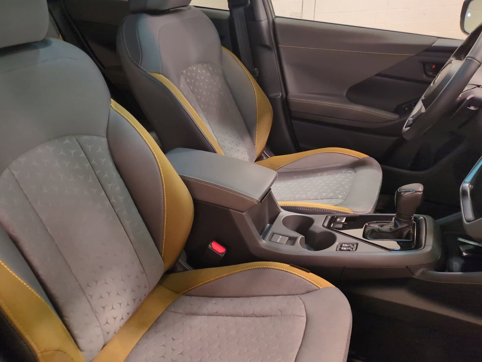 Certified 2025 Subaru Crosstrek 2.5i Sport w/ Crosstrek Mirror Package image 12