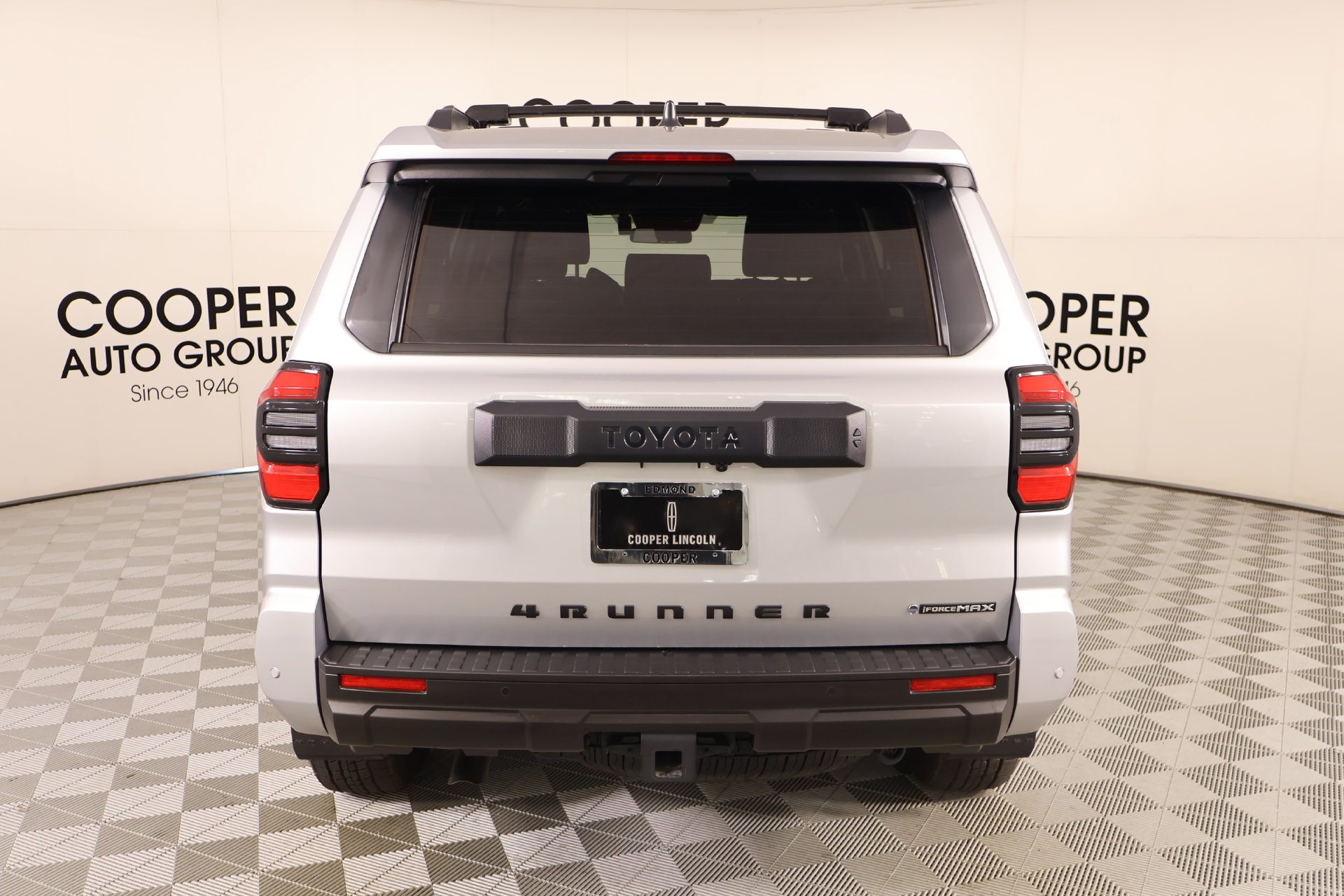 Used 2025 Toyota 4Runner TRD Off-Road AWD/4WD image 21