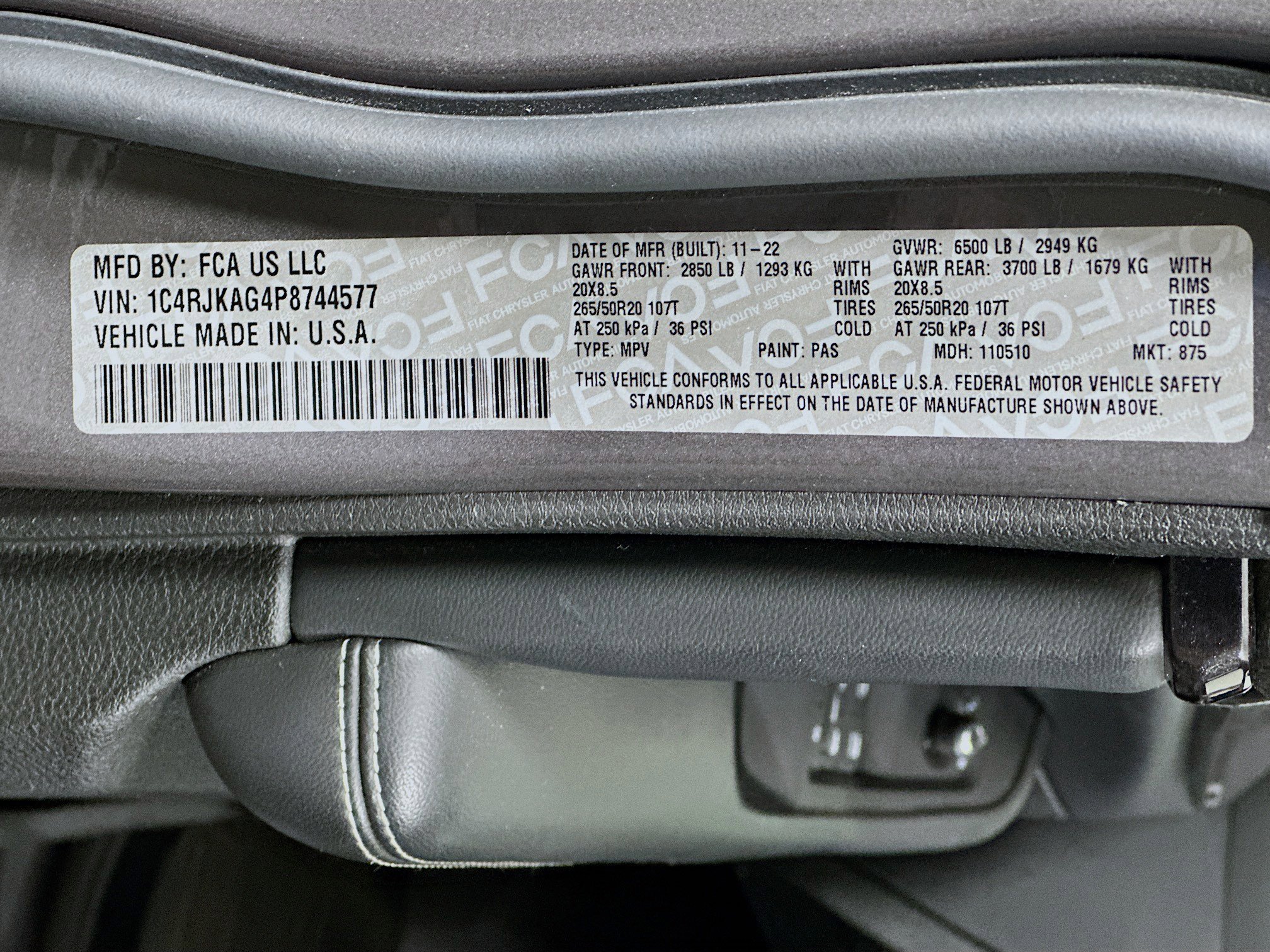 Used 2023 Jeep Grand Cherokee L Laredo AWD/4WD image 12