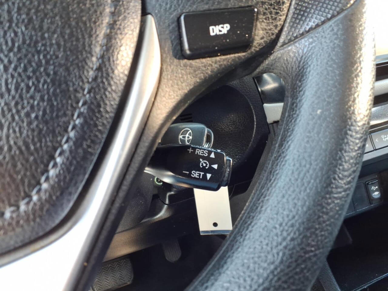 Used 2016 Toyota Corolla LE image 23