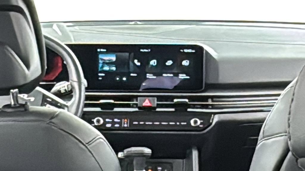 Used 2026 Kia Sportage EX image 17