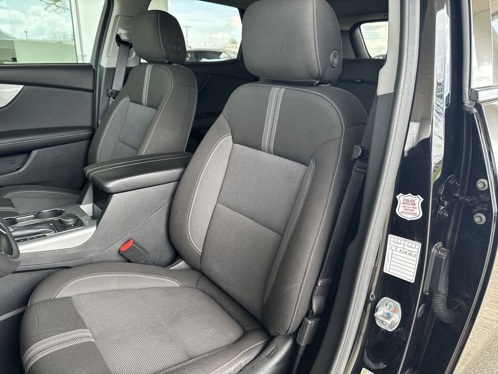 Certified 2025 Chevrolet Blazer LT AWD/4WD image 10