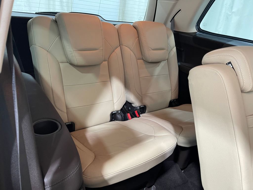 Used 2017 Mercedes-Benz GLS 450 4MATIC image 34