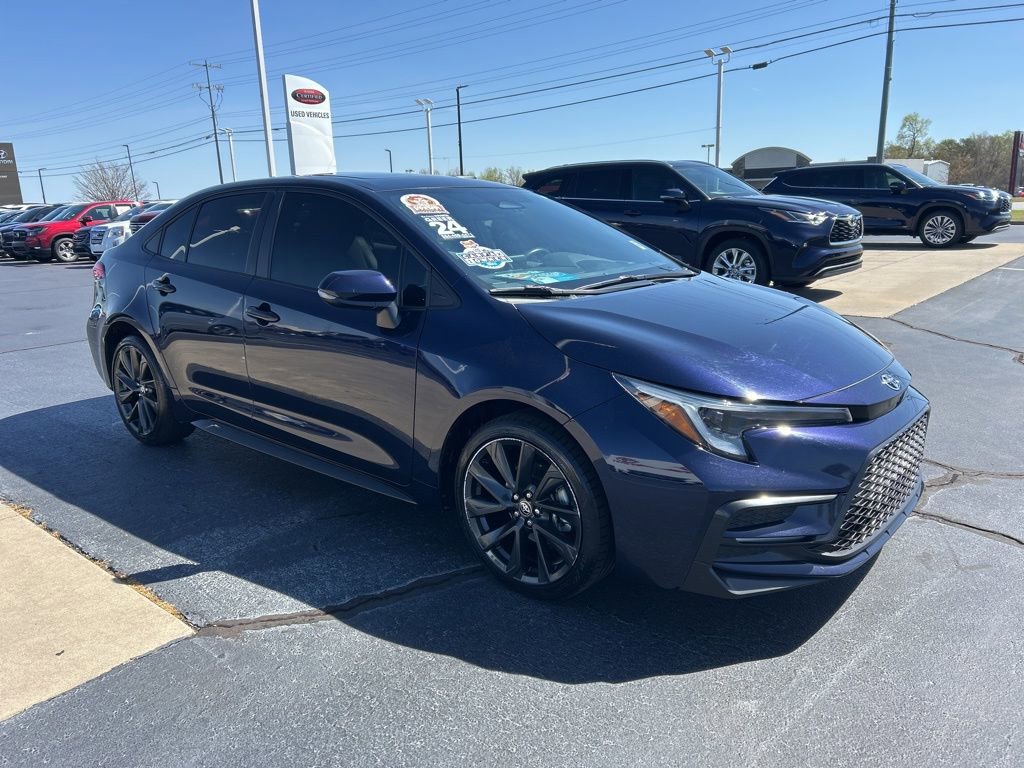 Used 2024 Toyota Corolla SE w/ SE Premium Package image 21