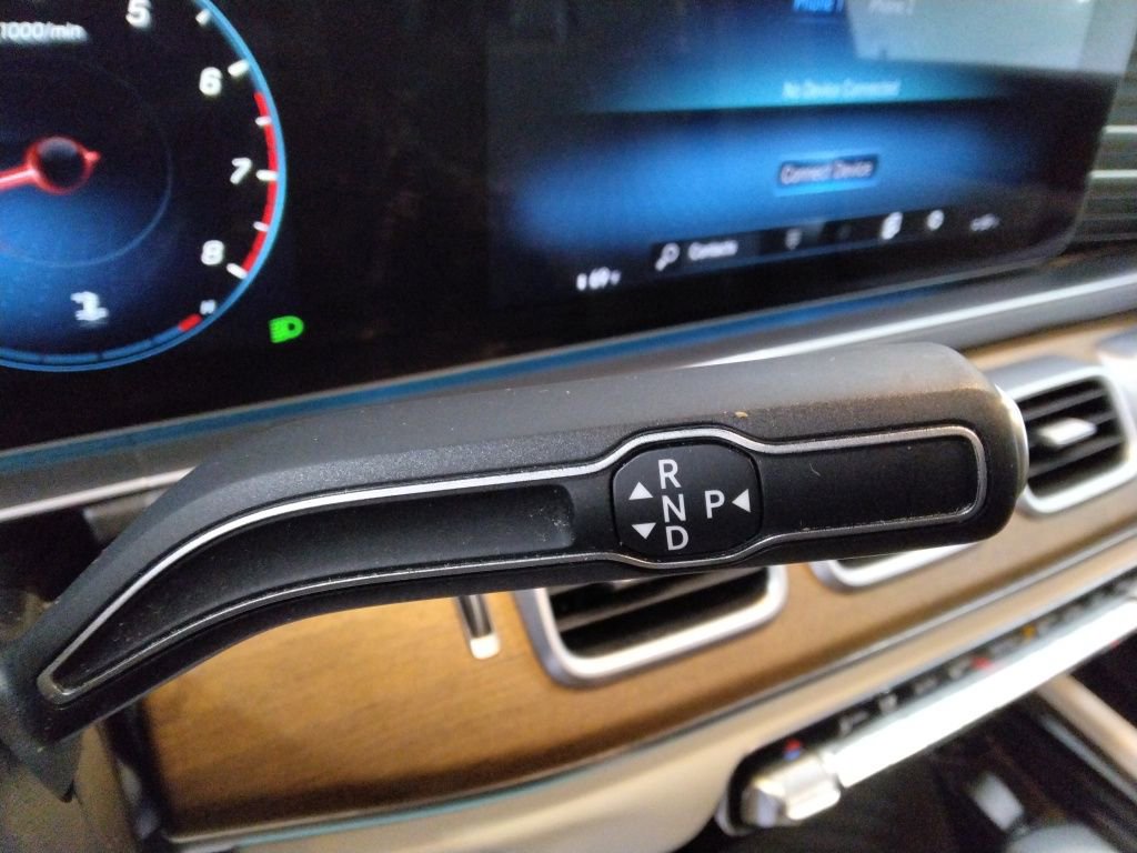 Used 2021 Mercedes-Benz GLE 350 4MATIC w/ Premium Package image 17