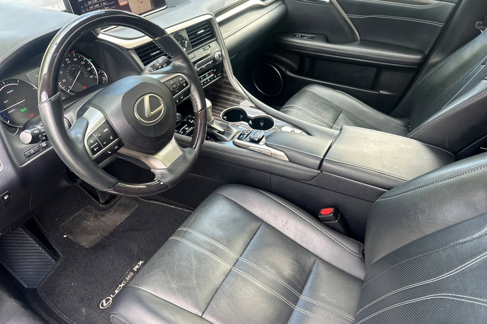 Used 2017 Lexus RX 450h AWD image 11