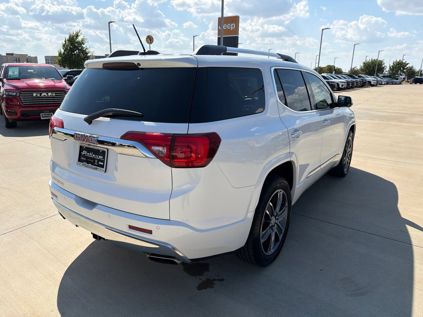 Used 2019 GMC Acadia Denali FWD image 5