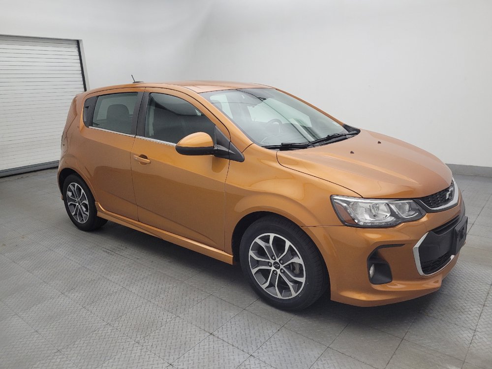 Used 2019 Chevrolet Sonic LT w/ Convenience Package FWD image 11