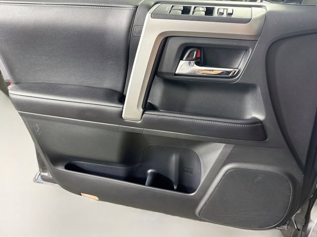 Used 2018 Toyota 4Runner SR5 Premium AWD/4WD image 13