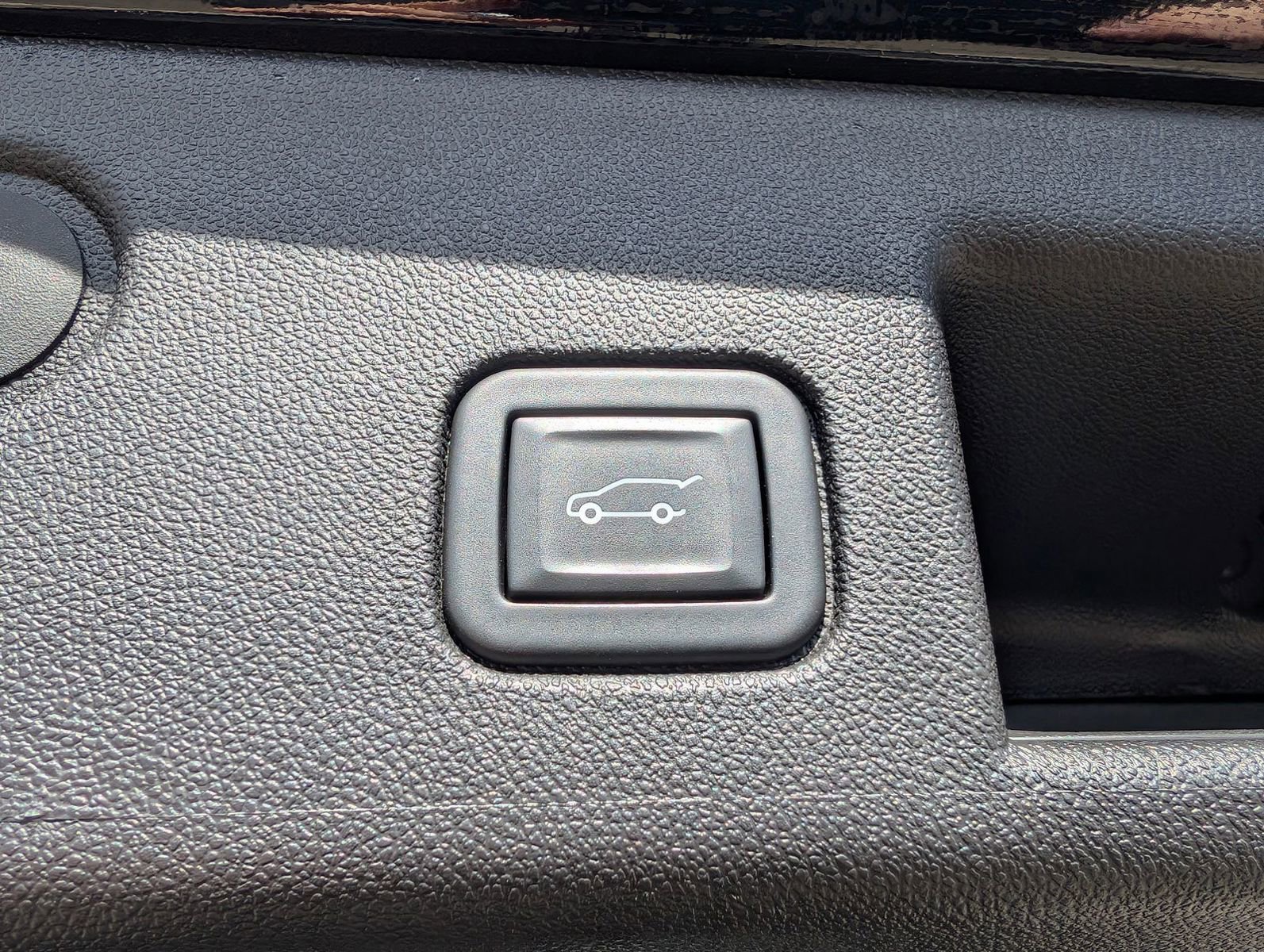 Used 2024 Chevrolet Equinox LT image 31