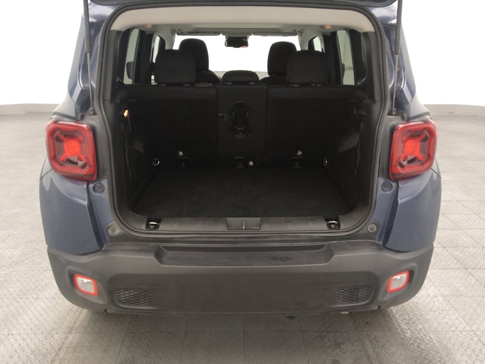 Used 2020 Jeep Renegade Latitude w/ LED Lighting Group image 29