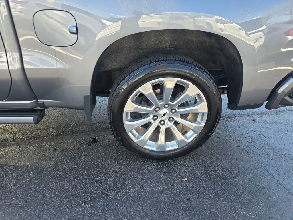 Used 2022 Chevrolet Silverado 1500 High Country w/ Safety Package II image 4
