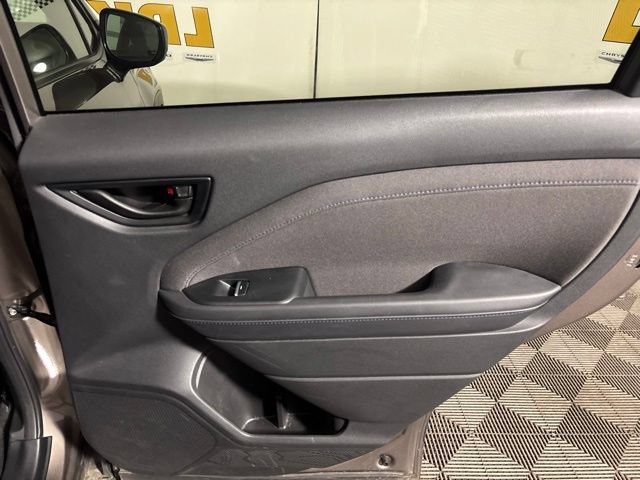 Used 2025 Subaru Forester Premium AWD/4WD image 20