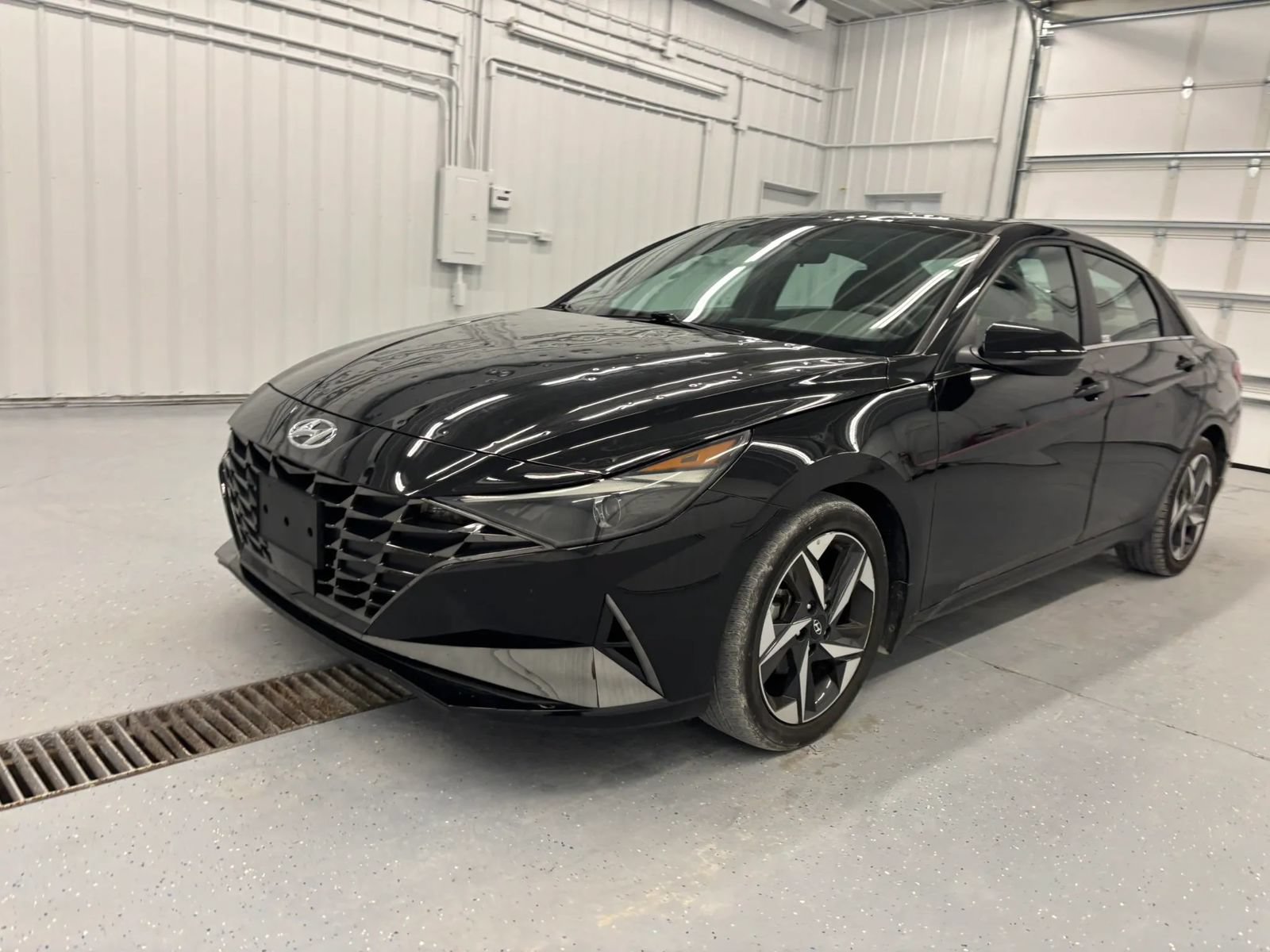 Used 2022 Hyundai Elantra SEL FWD image 13