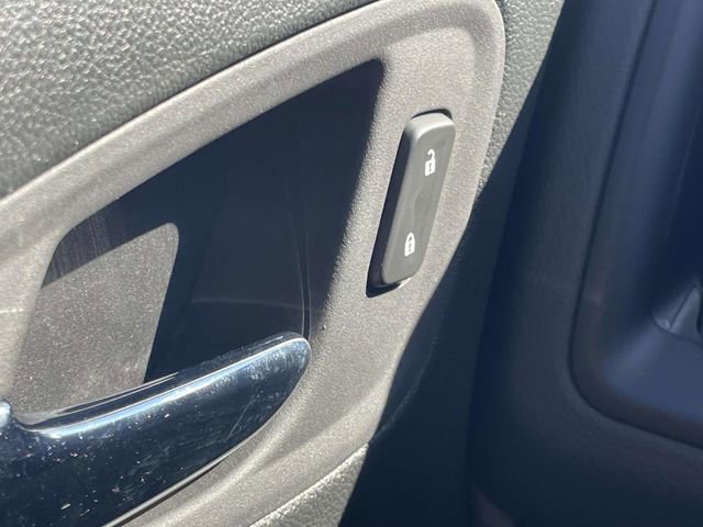 Used 2022 Chevrolet Colorado LT w/ Fleet Safety Package image 27