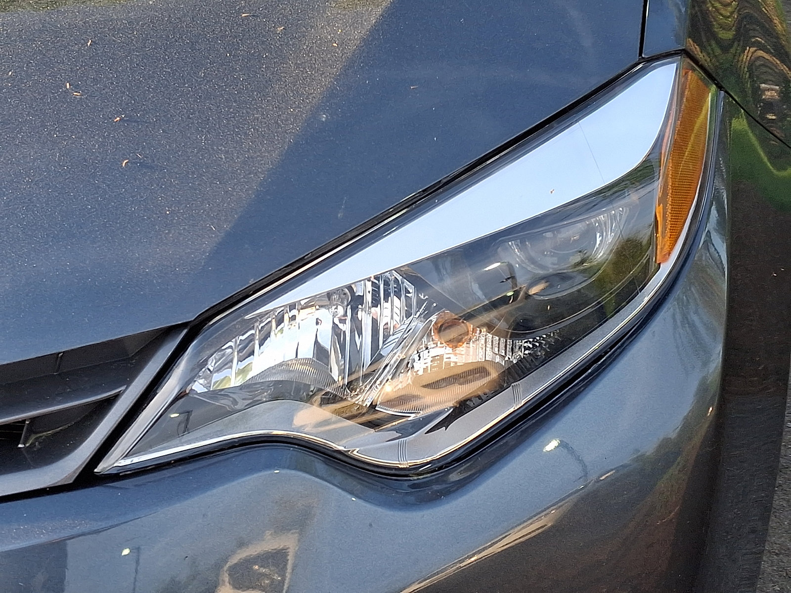 Used 2016 Toyota Corolla LE FWD image 9