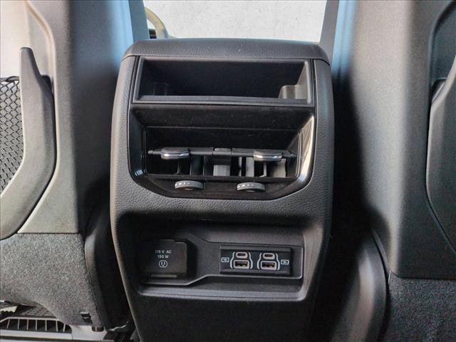 Used 2025 Jeep Grand Cherokee 4WD image 16