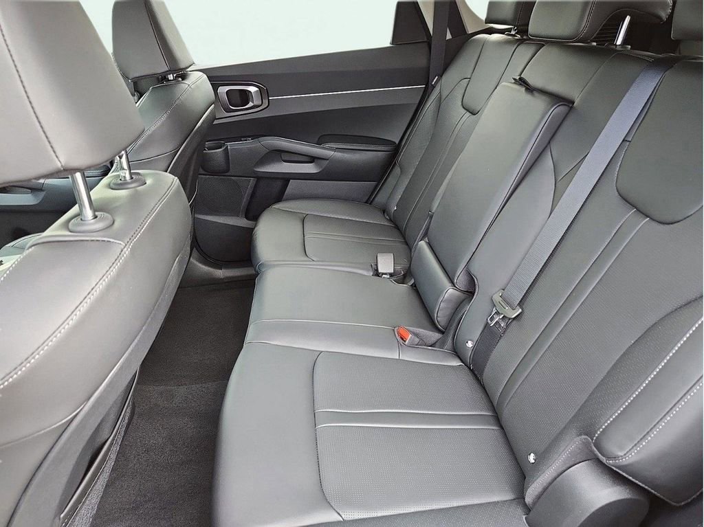 New 2025 Kia Sorento S w/ Panoramic Sunroof Package image 19