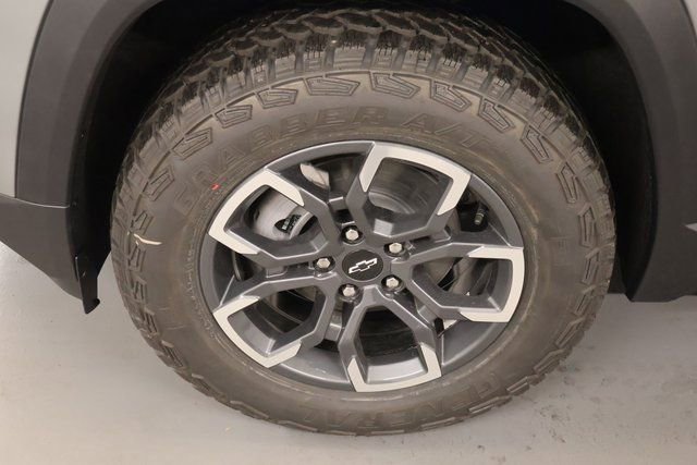 New 2026 Chevrolet Equinox ACTIV w/ Convenience Package III image 7