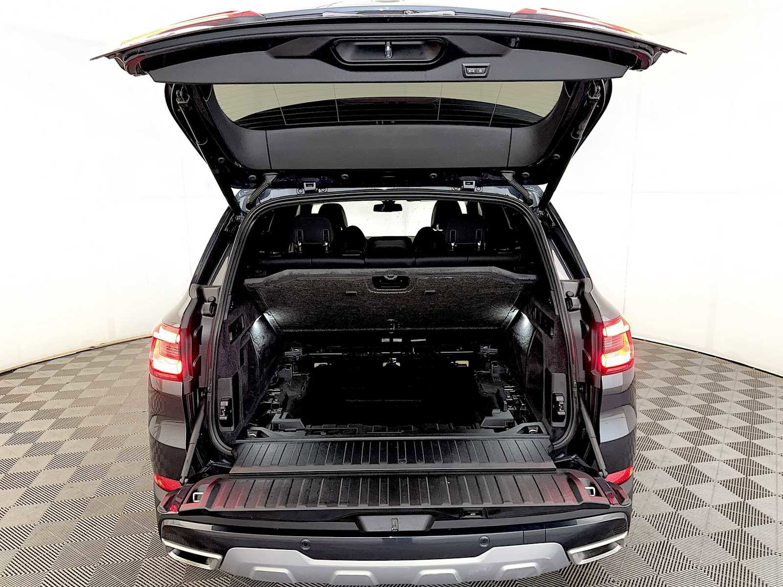 Used 2022 BMW X5 xDrive40i w/ Premium Package image 24