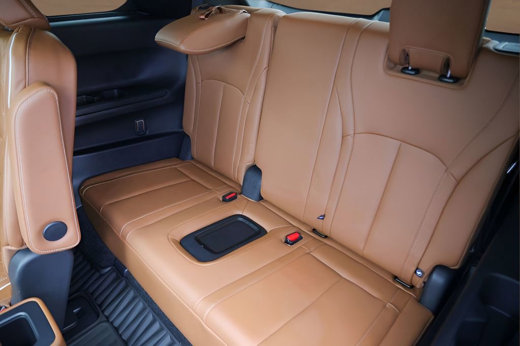 Used 2025 INFINITI QX60 Autograph w/ Lighting Package (N92) AWD/4WD image 24