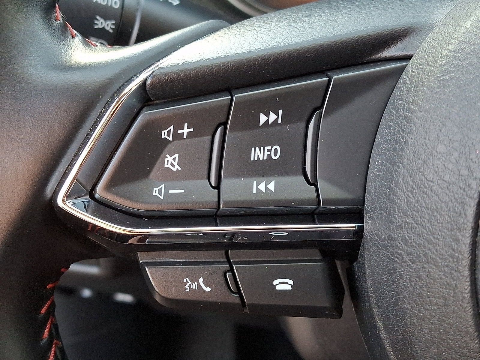 Used 2021 MAZDA CX-5 Carbon Edition image 24