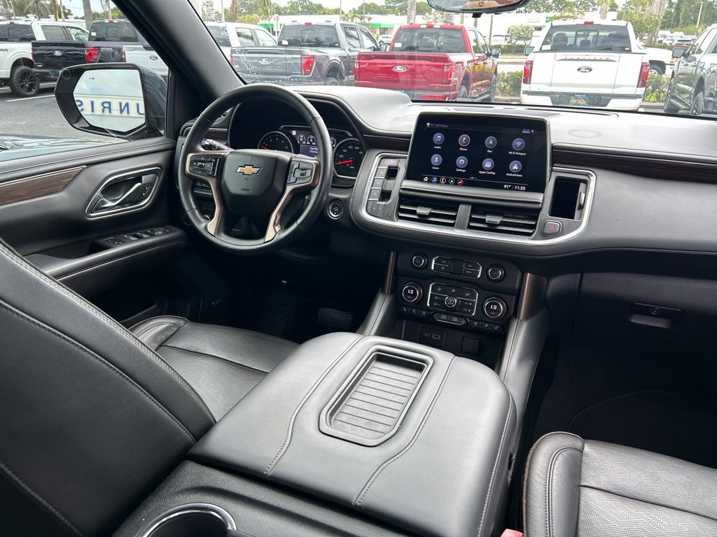 Used 2021 Chevrolet Suburban High Country RWD image 9
