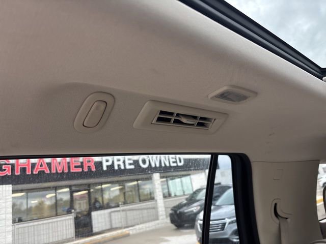 Used 2022 GMC Yukon Denali AWD/4WD image 30