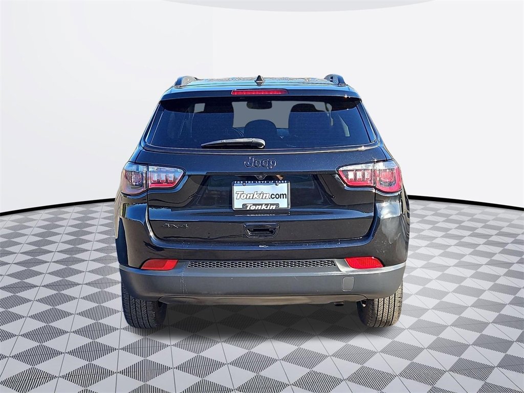 Used 2021 Jeep Compass Sport image 5